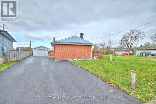 7405 Susan Crescent, Niagara Falls (220 - Oldfield), ON - Outdoor