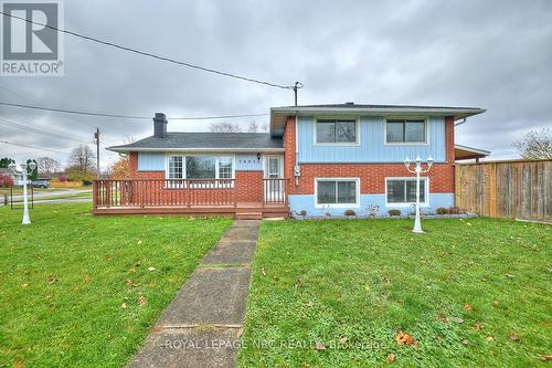 7405 Susan Crescent, Niagara Falls (220 - Oldfield), ON - Outdoor With Deck Patio Veranda