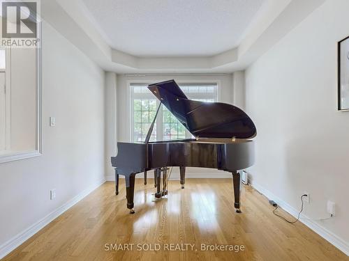 9 Casa Nova Drive, Vaughan, ON - Indoor Photo Showing Other Room