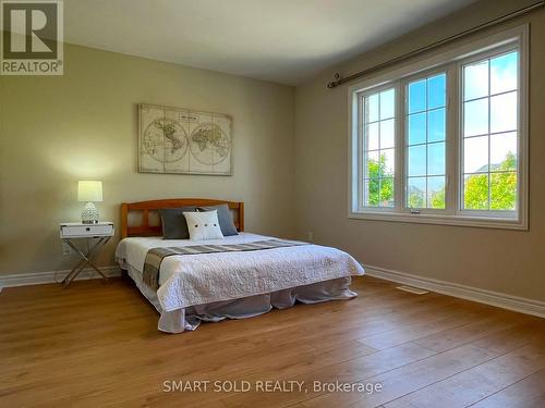 9 Casa Nova Drive, Vaughan, ON - Indoor Photo Showing Bedroom