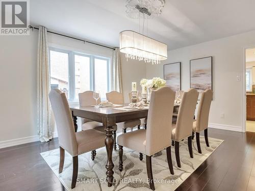 805 Lockwood Circle, Newmarket, ON - Indoor Photo Showing Dining Room