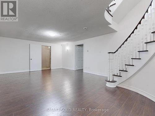 805 Lockwood Circle, Newmarket, ON - Indoor Photo Showing Other Room