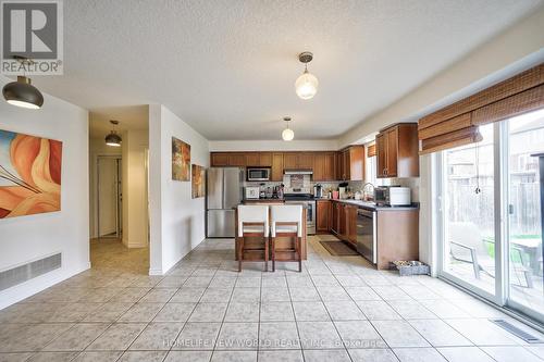 58 Sovereigns Gate, Barrie, ON - Indoor Photo Showing Kitchen