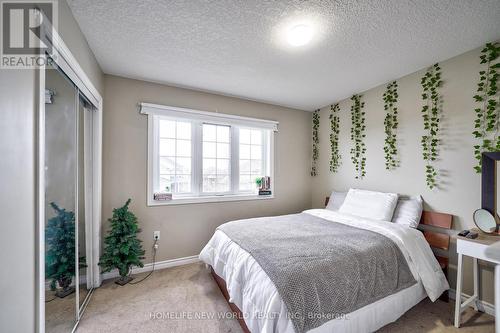 58 Sovereigns Gate, Barrie, ON - Indoor Photo Showing Bedroom