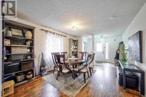 58 Sovereigns Gate, Barrie, ON - Indoor Photo Showing Dining Room