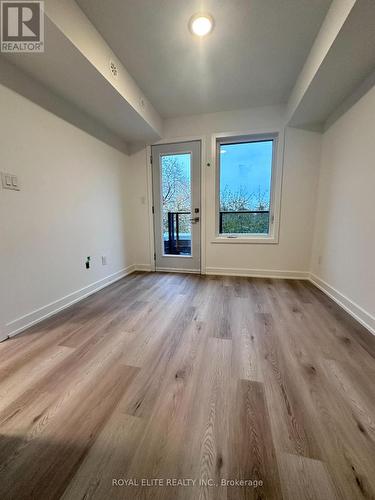 1475 O'Connor Drive, Toronto, ON - Indoor Photo Showing Other Room