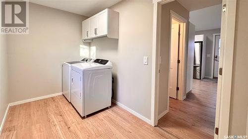 229 Milden Street, Conquest, SK - Indoor Photo Showing Laundry Room