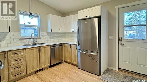 229 Milden Street, Conquest, SK - Indoor Photo Showing Kitchen With Double Sink