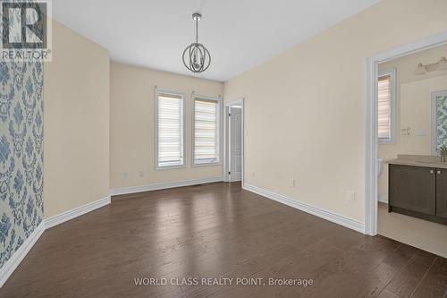 81 Wellspring Avenue, Richmond Hill, ON - Indoor Photo Showing Other Room