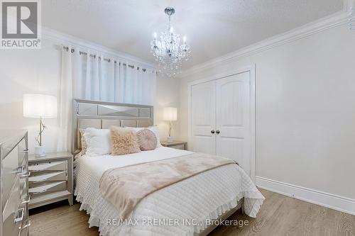 5 Haviland Circle, Brampton, ON - Indoor Photo Showing Bedroom