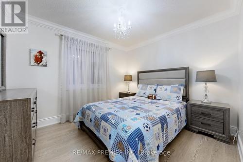 5 Haviland Circle, Brampton, ON - Indoor Photo Showing Bedroom