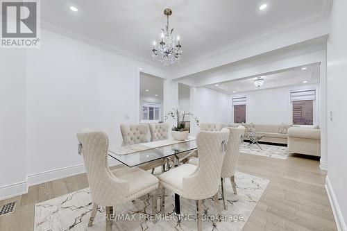 5 Haviland Circle, Brampton, ON - Indoor Photo Showing Dining Room