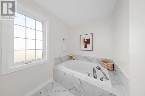 699 Mccue Drive, Oshawa, ON - Indoor Photo Showing Bathroom