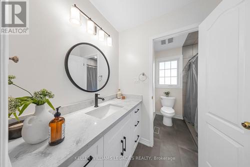 699 Mccue Drive, Oshawa, ON - Indoor Photo Showing Bathroom