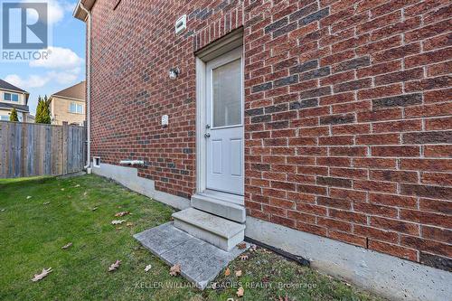 699 Mccue Drive, Oshawa, ON - Outdoor