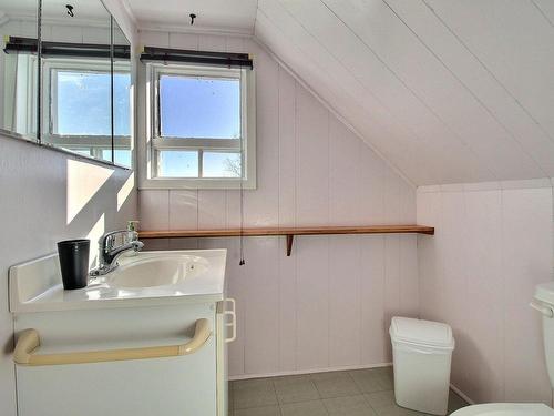 Powder room - 550 10E Rang, Saint-Éphrem-De-Beauce, QC - Indoor Photo Showing Bathroom