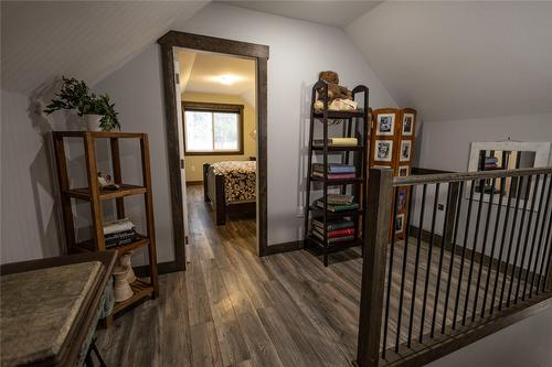 2098 Princeton/S'Land Road, Princeton, BC - Indoor Photo Showing Other Room