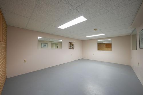 93-3900 27 Avenue, Vernon, BC - Indoor Photo Showing Basement