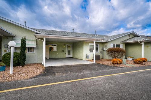 93-3900 27 Avenue, Vernon, BC - Outdoor With Facade