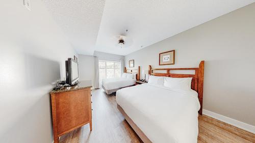 124D-1200 Rancher Creek Road, Osoyoos, BC - Indoor Photo Showing Bedroom