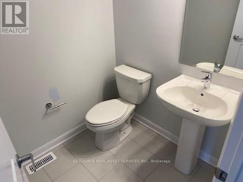 170 Invention Boulevard, Ottawa, ON - Indoor Photo Showing Bathroom