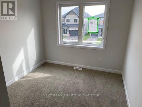 170 Invention Boulevard, Ottawa, ON - Indoor Photo Showing Other Room