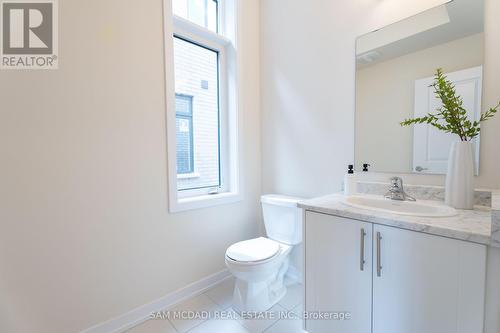 48 Dandara Gate, Vaughan, ON - Indoor Photo Showing Bathroom