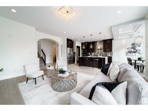 2615 Blue Jay Cl Nw, Edmonton, AB - Indoor Photo Showing Living Room