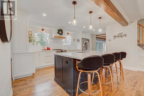 16 Wayne Crescent, Quinte West, ON - Indoor Photo Showing Kitchen With Upgraded Kitchen