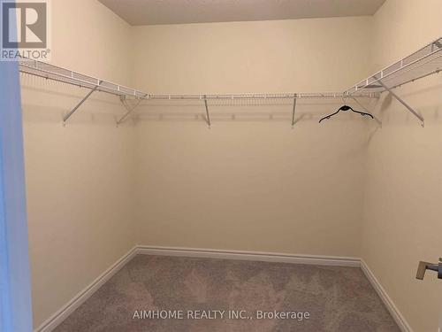 45 Allangrove Avenue E, East Gwillimbury, ON - Indoor With Storage