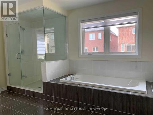 45 Allangrove Avenue E, East Gwillimbury, ON - Indoor Photo Showing Bathroom