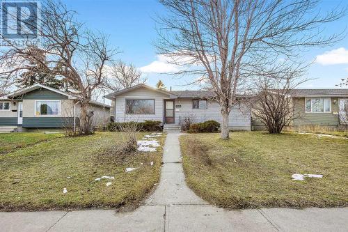 1515 43 Street Se, Calgary, AB - Outdoor With Facade