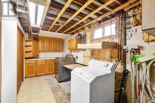 1515 43 Street Se, Calgary, AB - Indoor Photo Showing Laundry Room