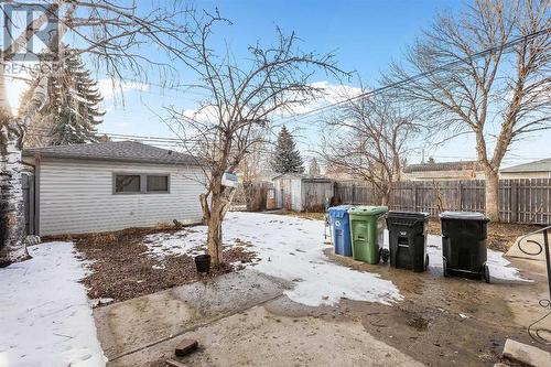 1515 43 Street Se, Calgary, AB - Outdoor