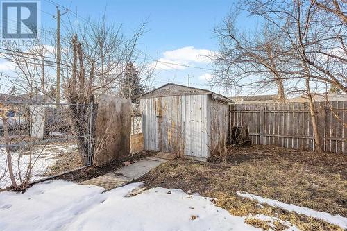 1515 43 Street Se, Calgary, AB - Outdoor