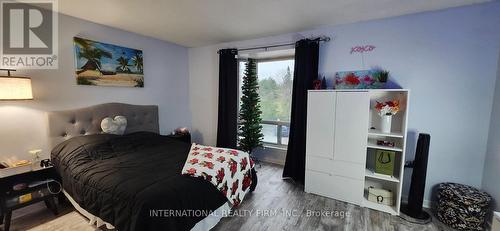 106 - 250 John Garland Boulevard, Toronto, ON - Indoor Photo Showing Bedroom