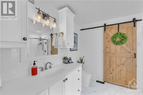 Ensuite Bath - 220 Garfield Street, Gananoque, ON - Indoor Photo Showing Bathroom