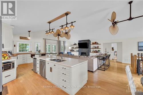 220 Garfield Street, Gananoque, ON - Indoor Photo Showing Kitchen With Double Sink