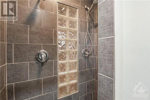 3225B River Road, Renfrew, ON - Indoor Photo Showing Bathroom