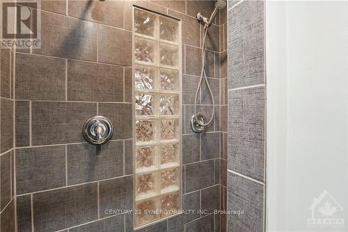 3225B River Road, Horton, ON - Indoor Photo Showing Bathroom