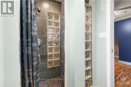 3225B River Road, Horton, ON - Indoor Photo Showing Bathroom