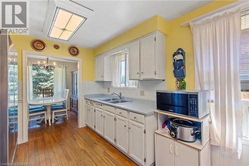 75 Maureen Avenue, Welland, ON - Indoor Photo Showing Kitchen With Double Sink