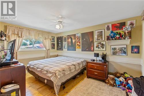 75 Maureen Avenue, Welland, ON - Indoor Photo Showing Bedroom