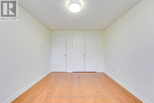 2226 Munns Avenue, Oakville, ON - Indoor Photo Showing Other Room