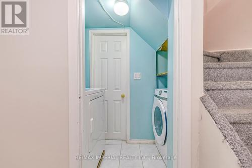 2226 Munns Avenue, Oakville, ON - Indoor Photo Showing Laundry Room