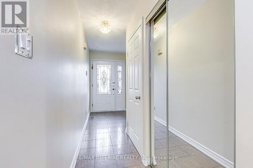 2226 Munns Avenue, Oakville, ON - Indoor Photo Showing Other Room