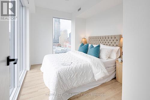 1602 - 319 Jarvis Street, Toronto, ON - Indoor Photo Showing Bedroom