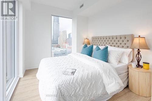 1602 - 319 Jarvis Street, Toronto, ON - Indoor Photo Showing Bedroom