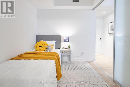 4617 - 319 Jarvis Street, Toronto, ON - Indoor Photo Showing Bedroom