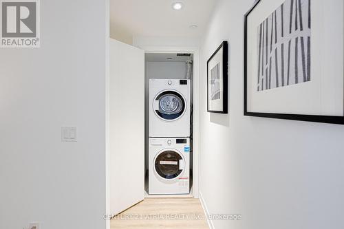 4617 - 319 Jarvis Street, Toronto, ON - Indoor Photo Showing Laundry Room